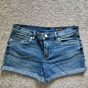 Blank NYC Women's Classic Blue Jean Shorts